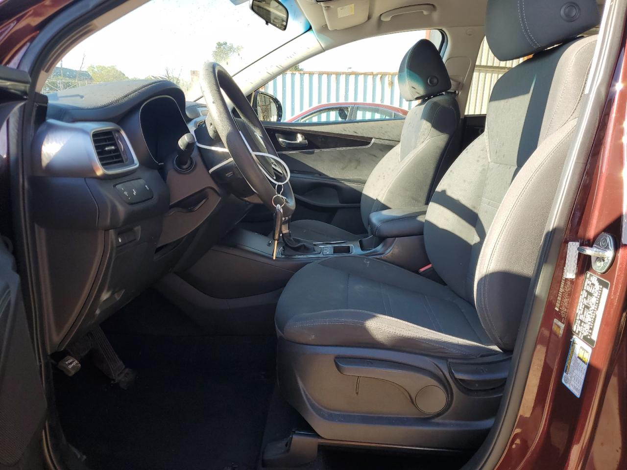 2020 Kia Sorento L VIN: 5XYPGDA38LG703516 Lot: 84768135