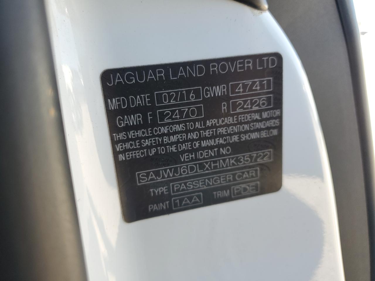 2017 Jaguar F-Type R VIN: SAJWJ6DLXHMK35722 Lot: 81461005