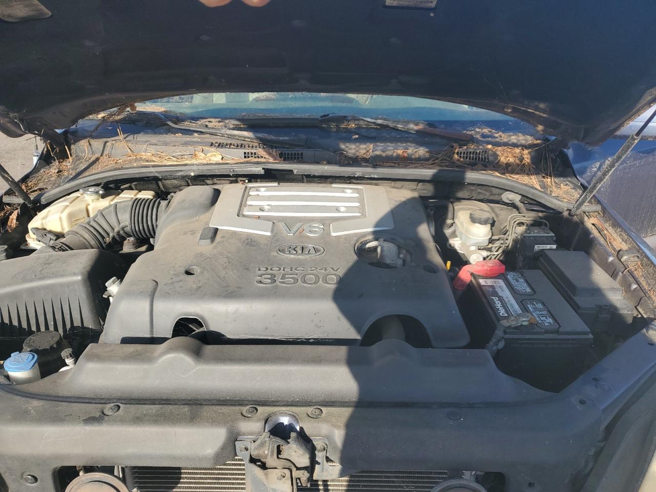 2004 Kia Sorento Ex VIN: KNDJC733445182305 Lot: 85921175