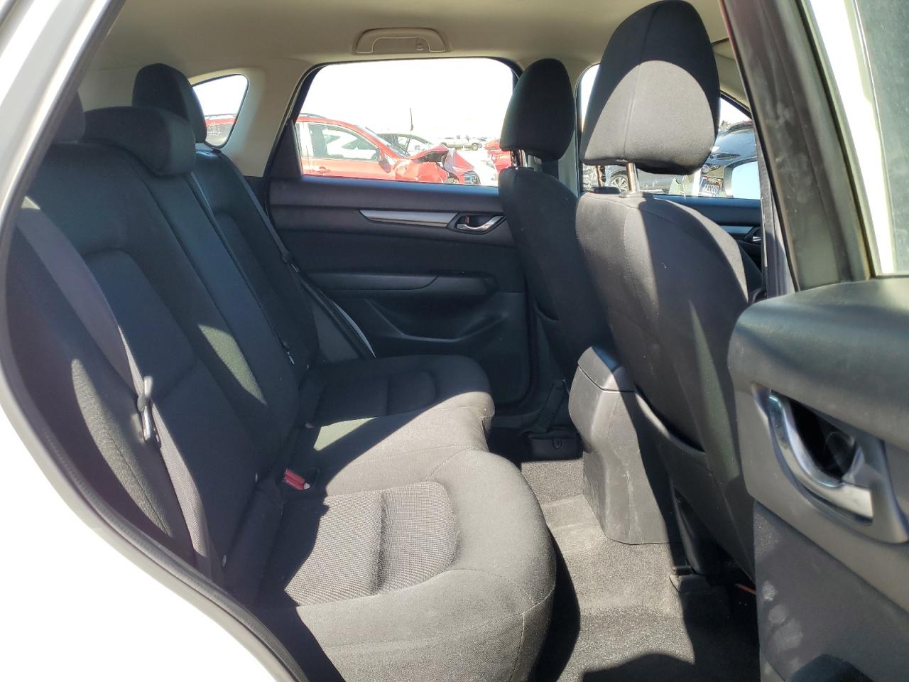 2018 Mazda Cx-5 Sport VIN: JM3KFBBM6J0400057 Lot: 84930885