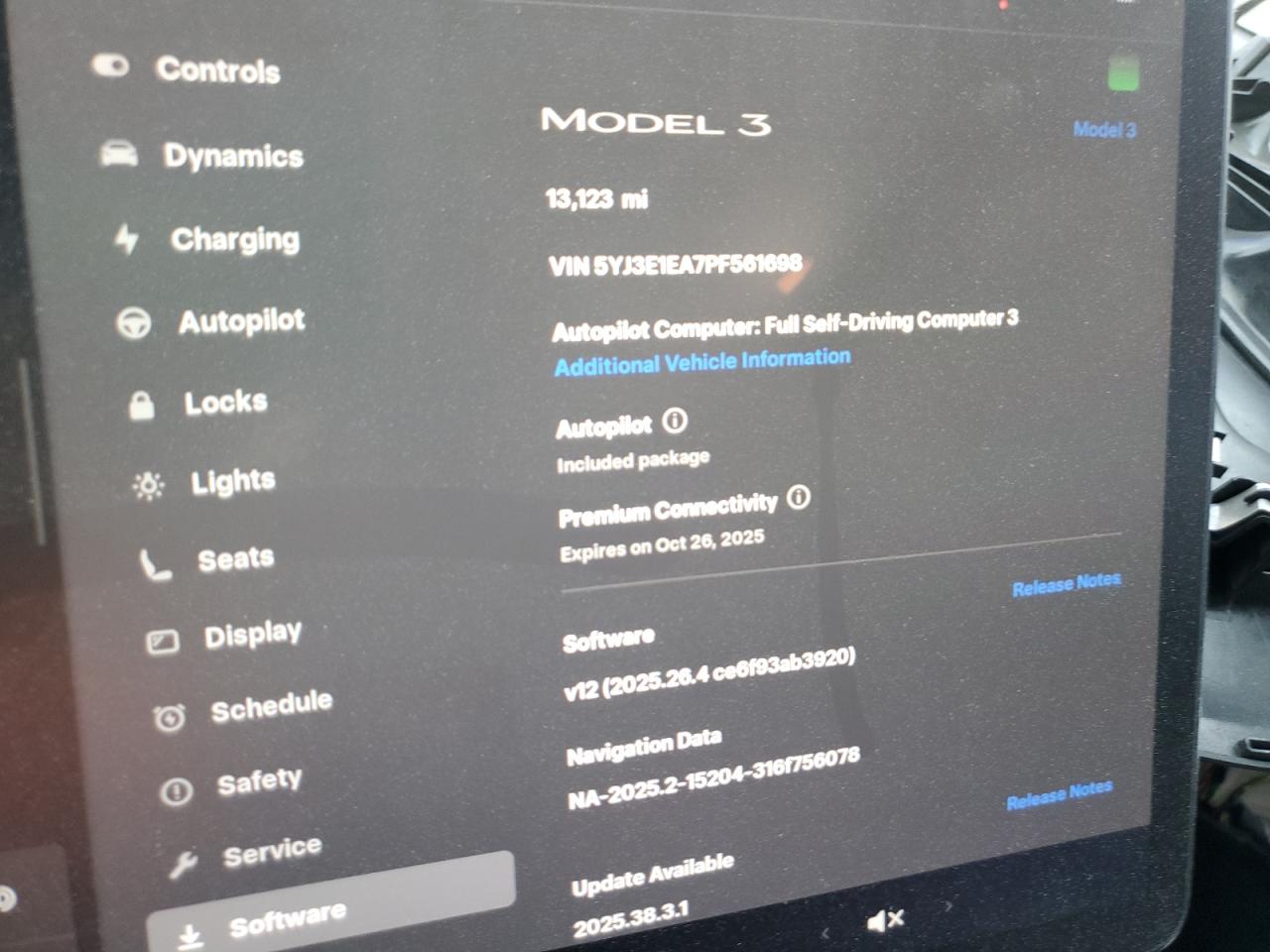 2023 Tesla Model 3 VIN: 5YJ3E1EA7PF561698 Lot: 86475405