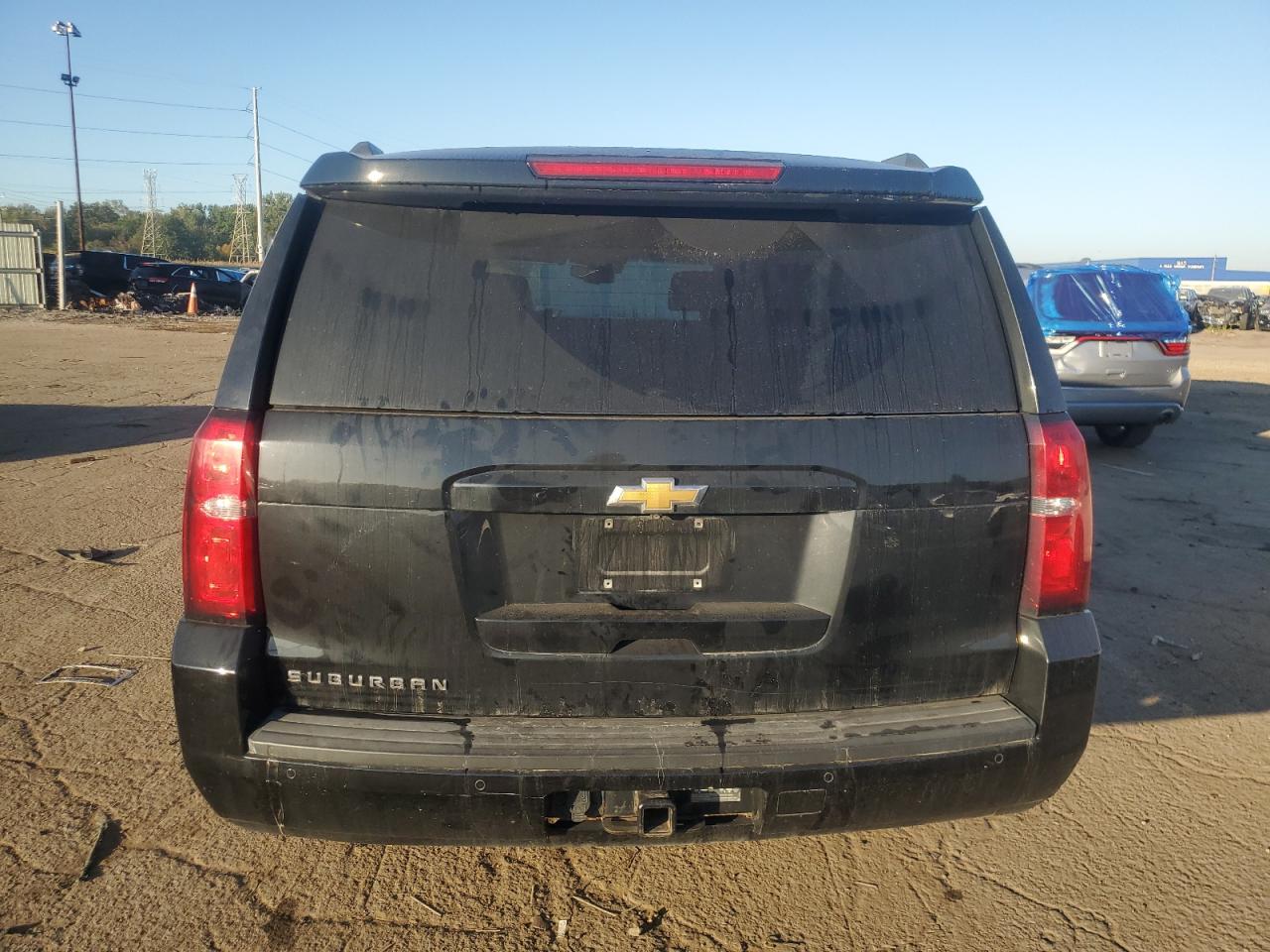 2015 Chevrolet Suburban K1500 Lt VIN: 1GNSKJKCXFR118424 Lot: 82207545