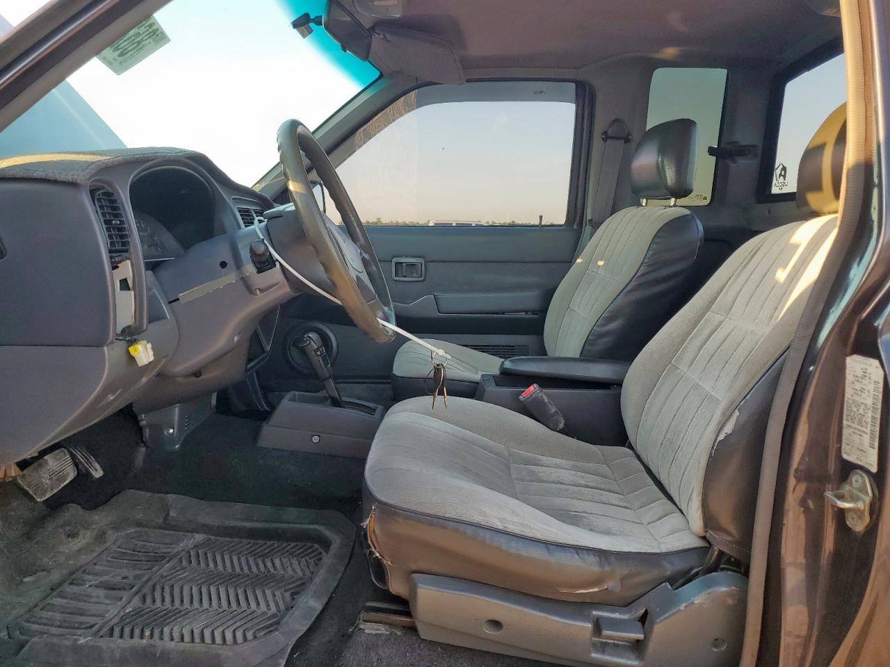 1995 Nissan Truck King Cab Xe VIN: 1N6SD16S7SC370954 Lot: 86219785