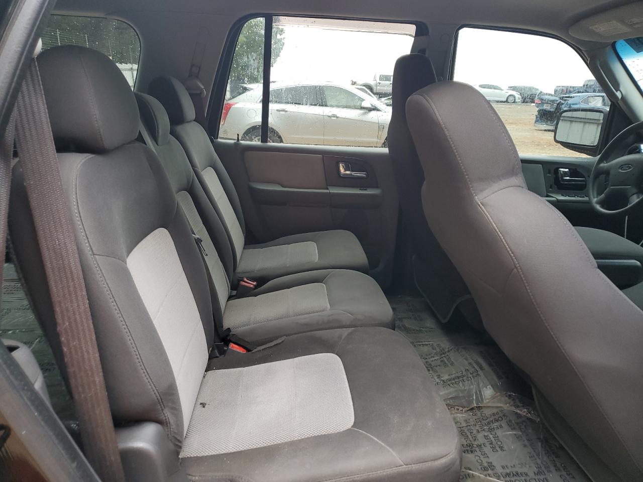 2006 Ford Expedition Xls VIN: 1FMPU13536LA90215 Lot: 82248175