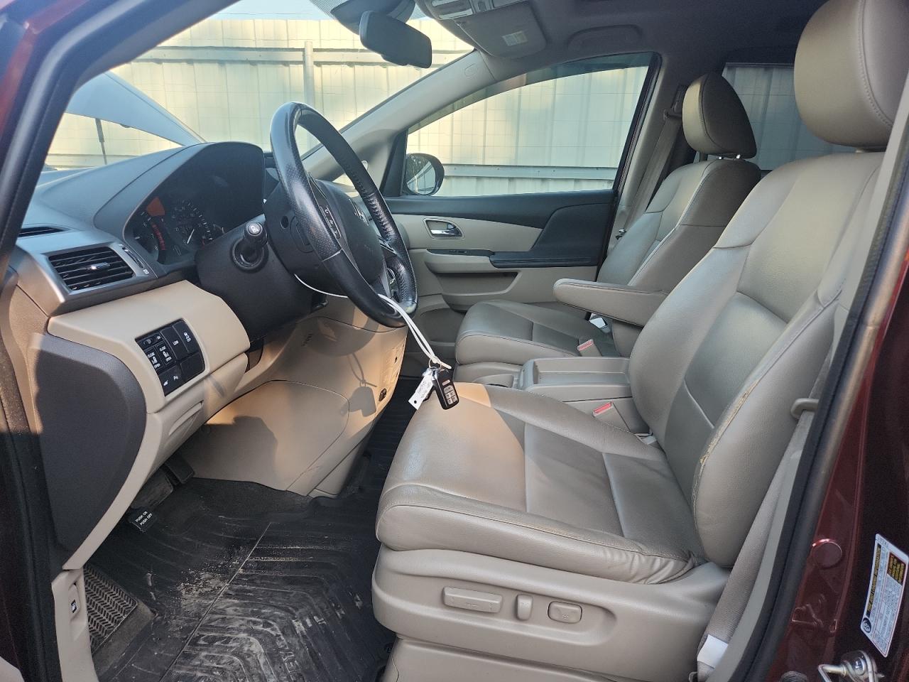 2016 Honda Odyssey Touring VIN: 5FNRL5H97GB087700 Lot: 84731575