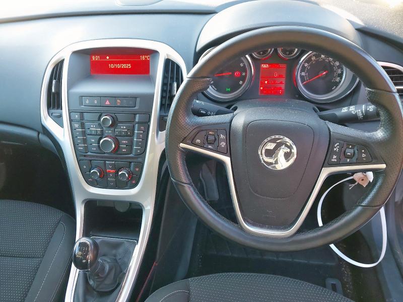 2014 VAUXHALL ASTRA SRI 