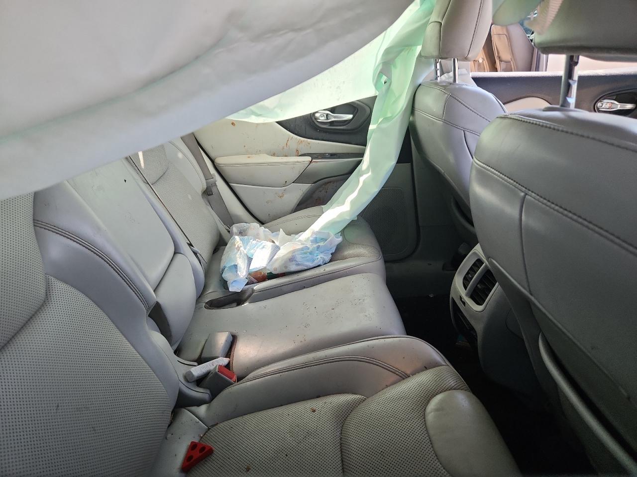 2019 Jeep Cherokee Limited VIN: 1C4PJLDX9KD264138 Lot: 86512915