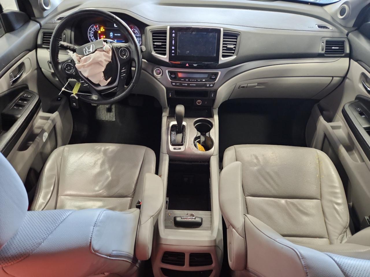 2017 Honda Ridgeline Rtl VIN: 5FPYK3F64HB024056 Lot: 89803505