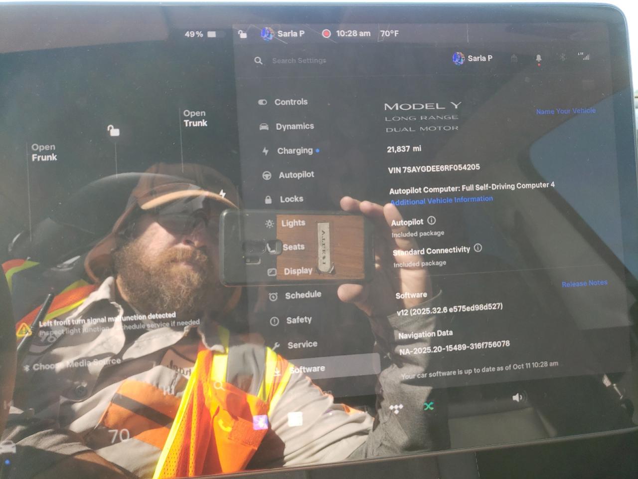 2024 Tesla Model Y VIN: 7SAYGDEE6RF054205 Lot: 85551495