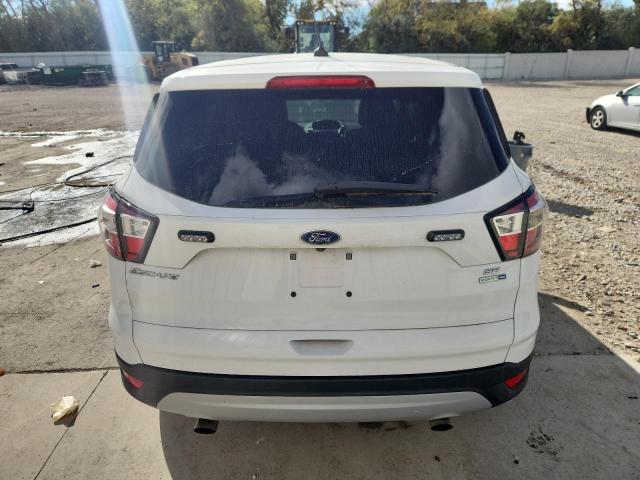  FORD ESCAPE 2017 Белы