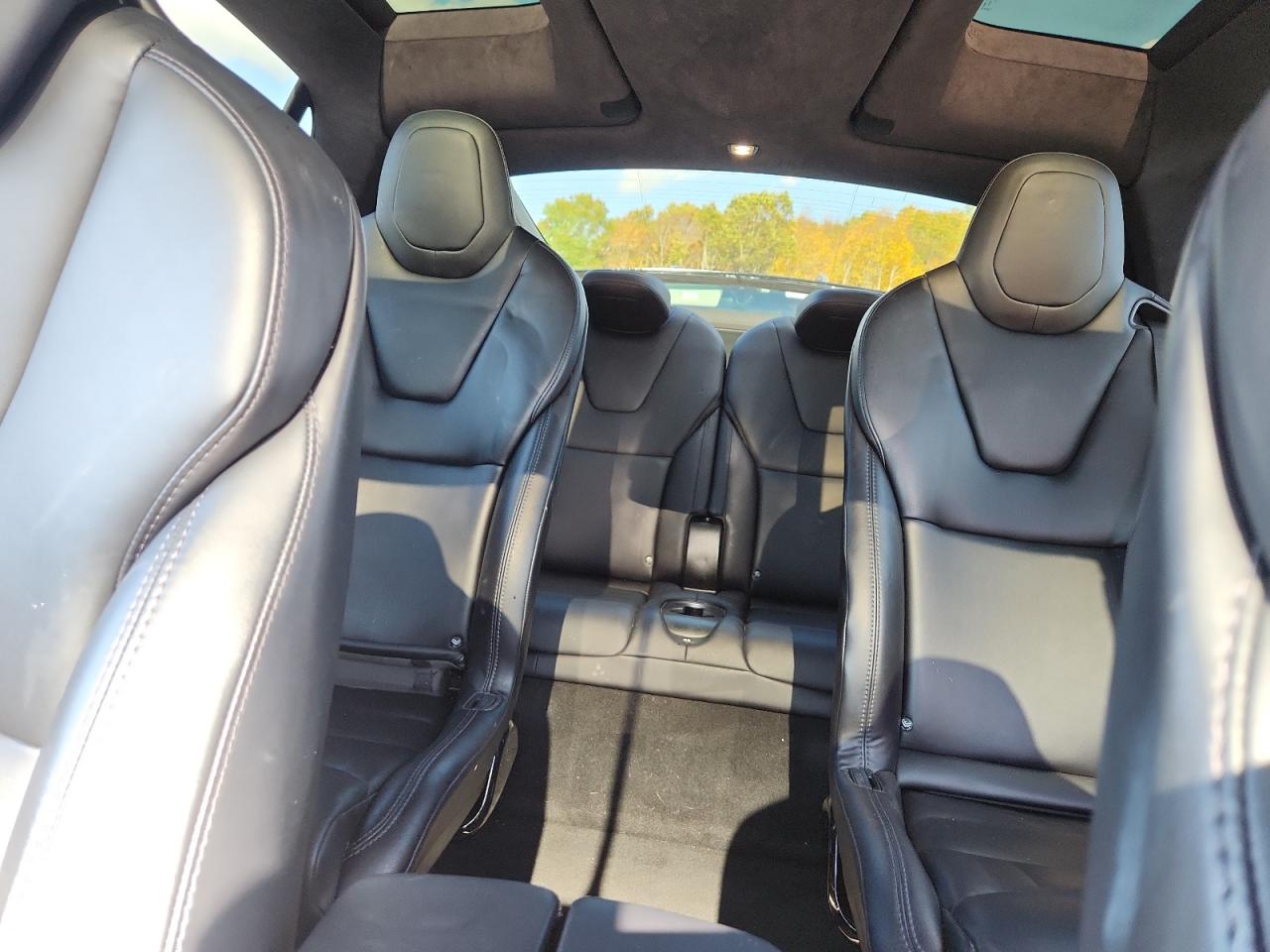 2018 Tesla Model X VIN: 5YJXCBE25JF120309 Lot: 89675095