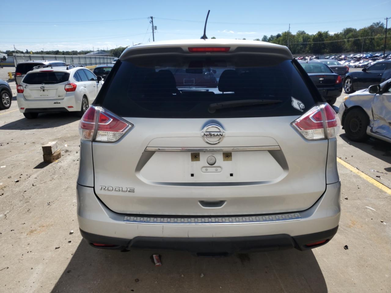 2015 Nissan Rogue S VIN: KNMAT2MT4FP536977 Lot: 85699335