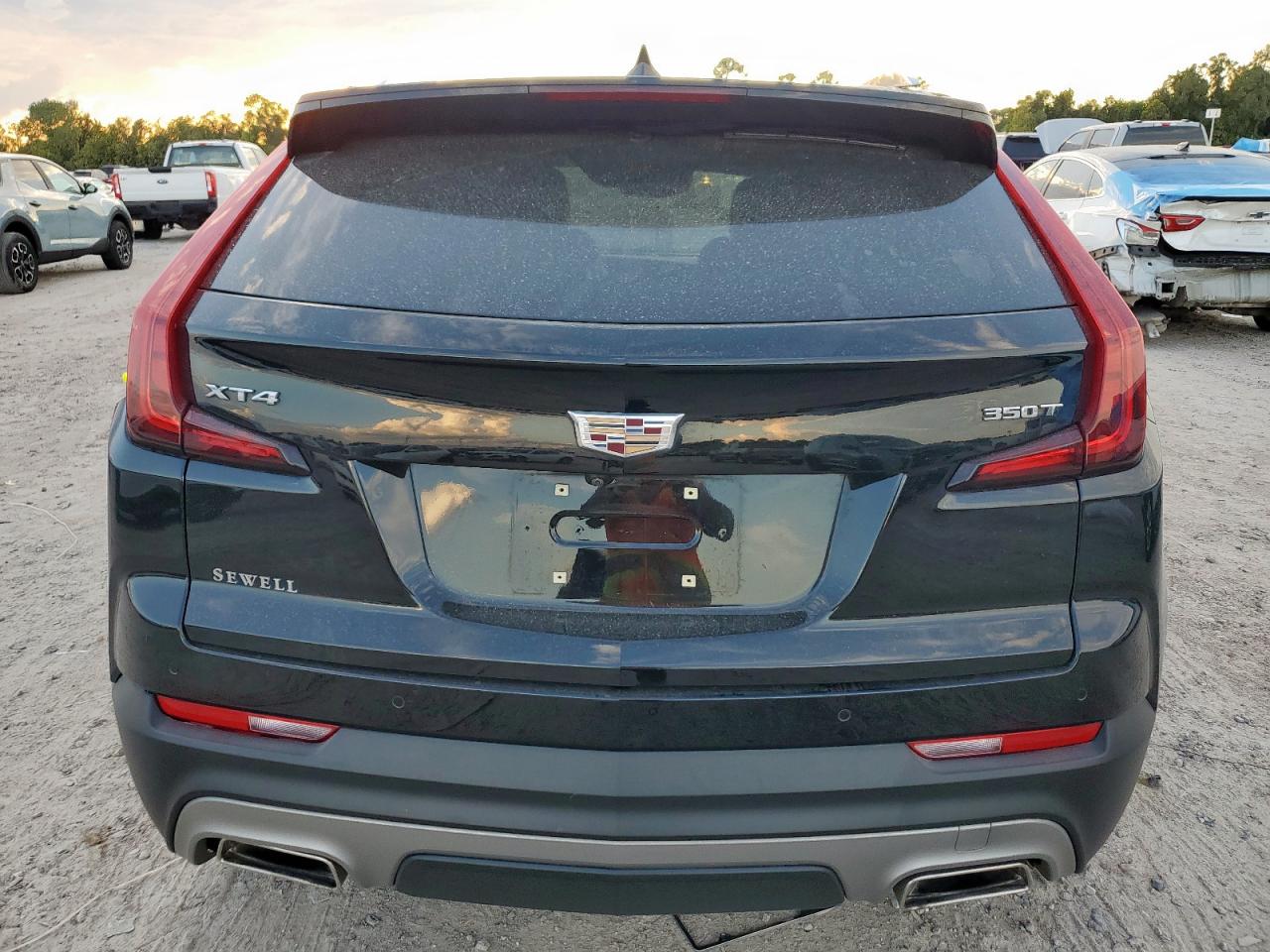 2023 Cadillac Xt4 Premium Luxury VIN: 1GYFZCR4XPF104357 Lot: 82269435