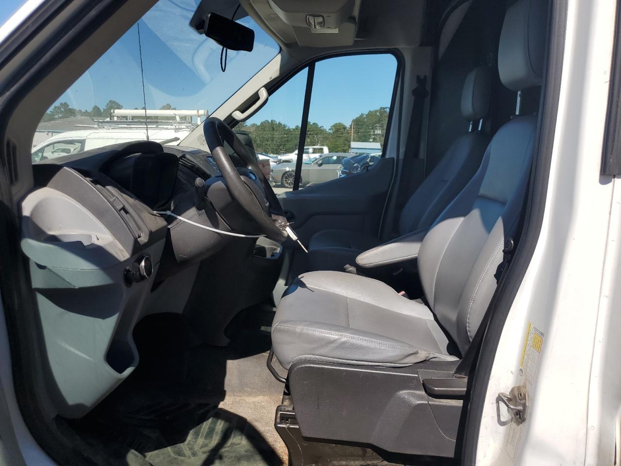 2015 Ford Transit T-250 VIN: 1FTNR2CM0FKA64235 Lot: 87411375