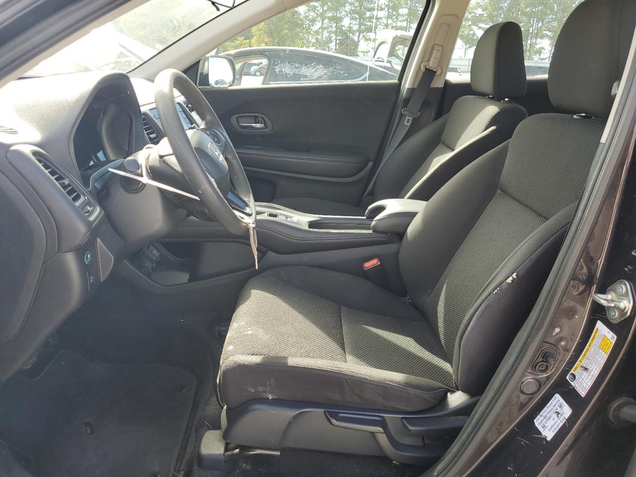 2018 Honda Hr-V Lx VIN: 3CZRU5H36JM710598 Lot: 81885165