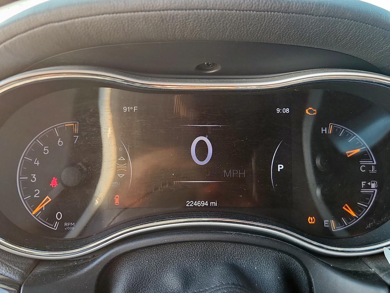 2015 Jeep Grand Cherokee Overland VIN: 1C4RJECG8FC192642 Lot: 84054495