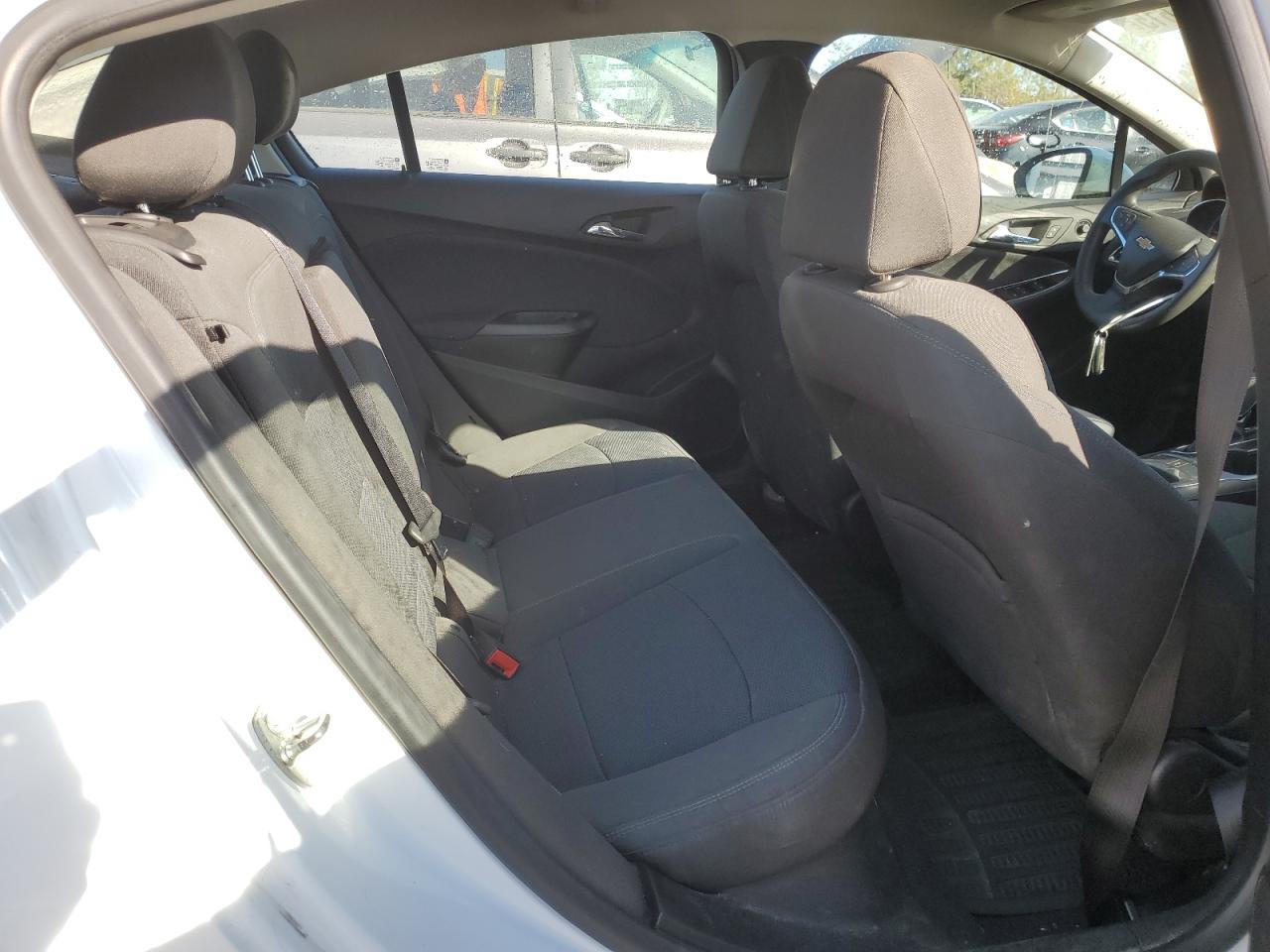 2018 Chevrolet Cruze Lt VIN: 1G1BE5SM1J7137179 Lot: 84255615