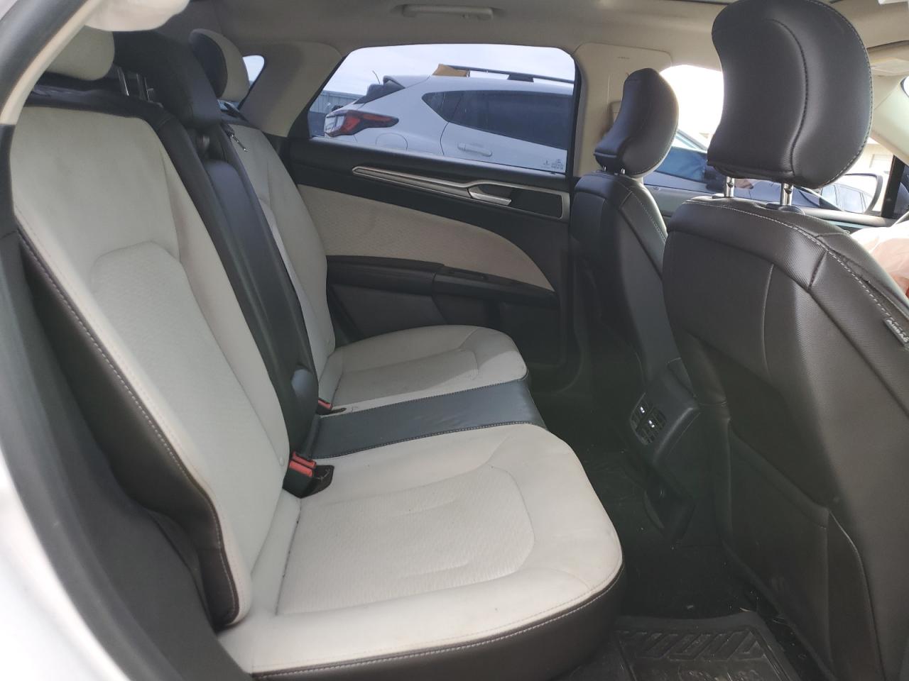 2019 Ford Fusion Se VIN: 3FA6P0HD4KR247804 Lot: 81927745