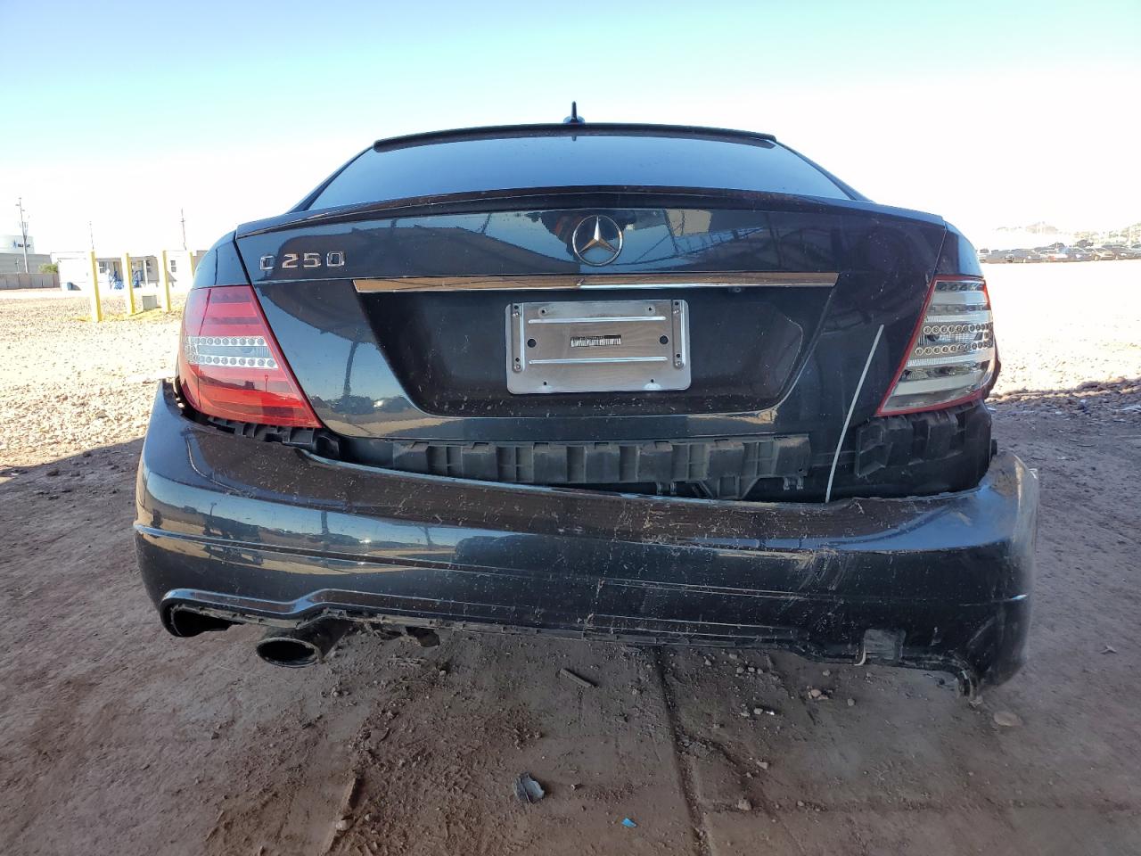 2012 Mercedes-Benz C 250 VIN: WDDGJ4HB3CF880840 Lot: 82006585
