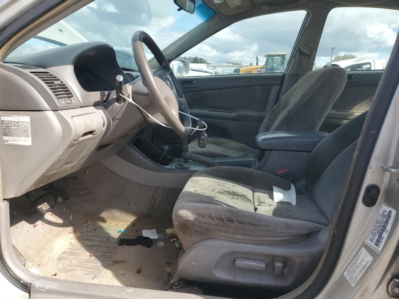2003 Toyota Camry Le VIN: 4T1BE32K73U733794 Lot: 86666555