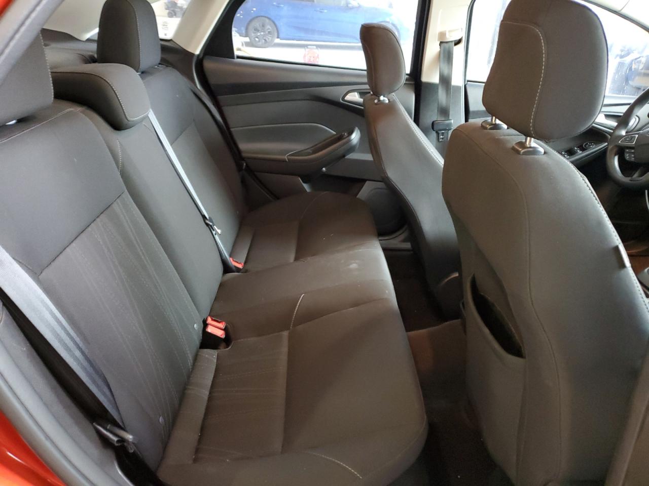 2018 Ford Focus Se VIN: 1FADP3F29JL259678 Lot: 86283945