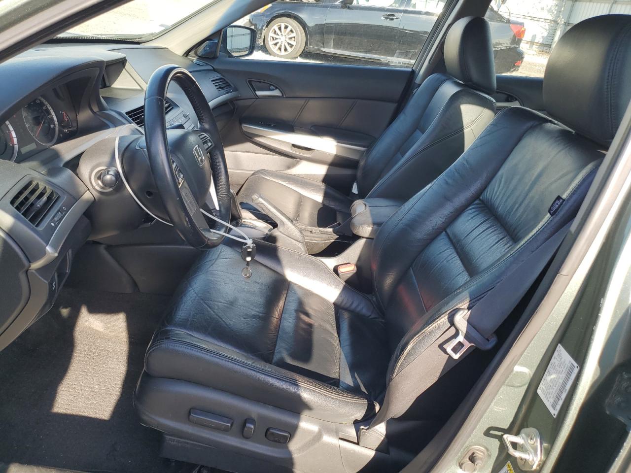 2010 Honda Accord Exl VIN: 1HGCP2F85AA004219 Lot: 81940385