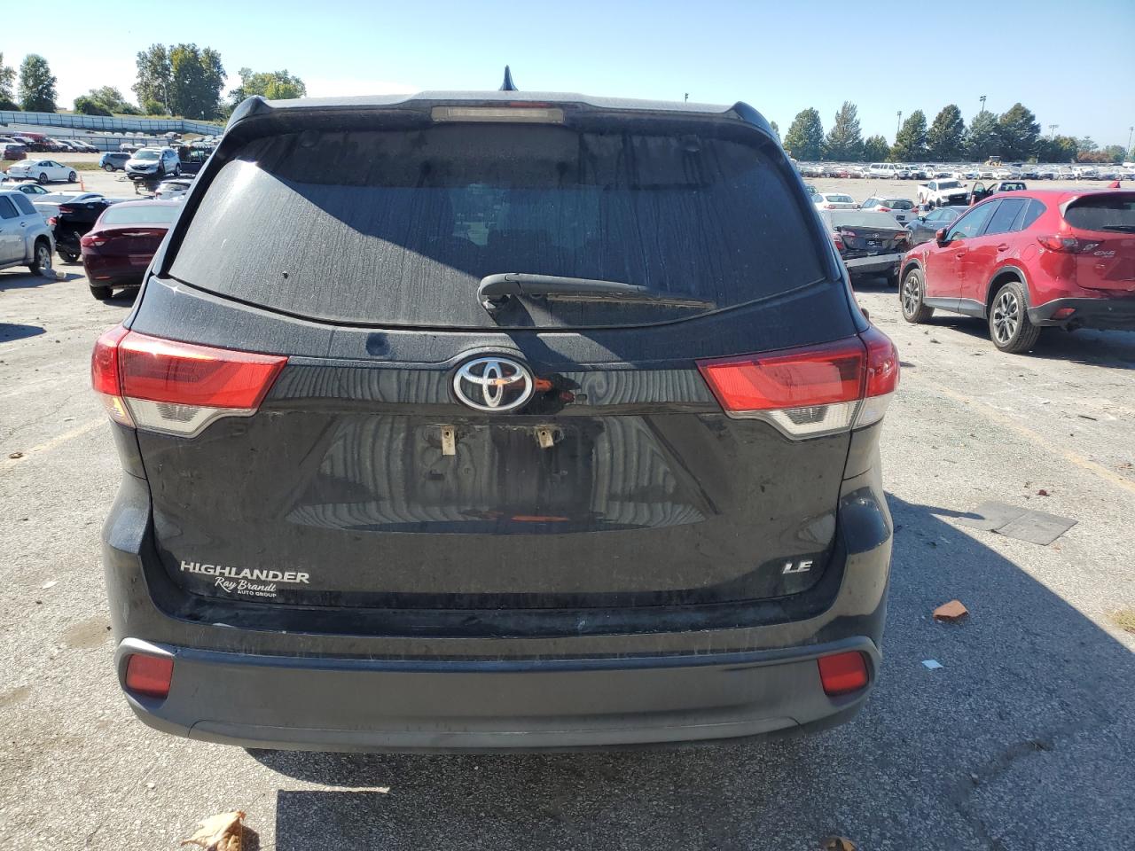2019 Toyota Highlander Le VIN: 5TDZZRFH9KS341394 Lot: 82397665