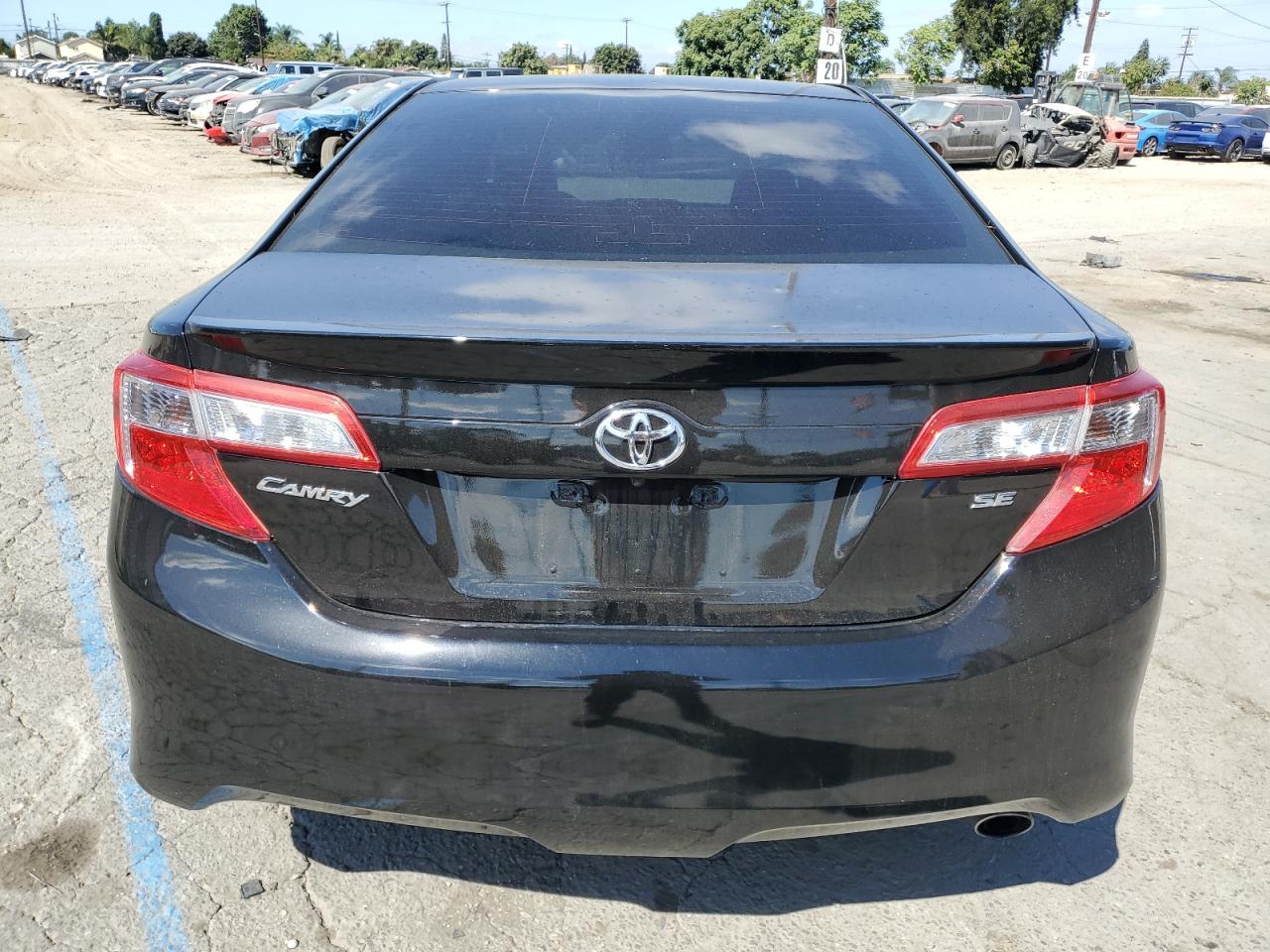 2014 Toyota Camry L VIN: 4T1BF1FKXEU341956 Lot: 82003095