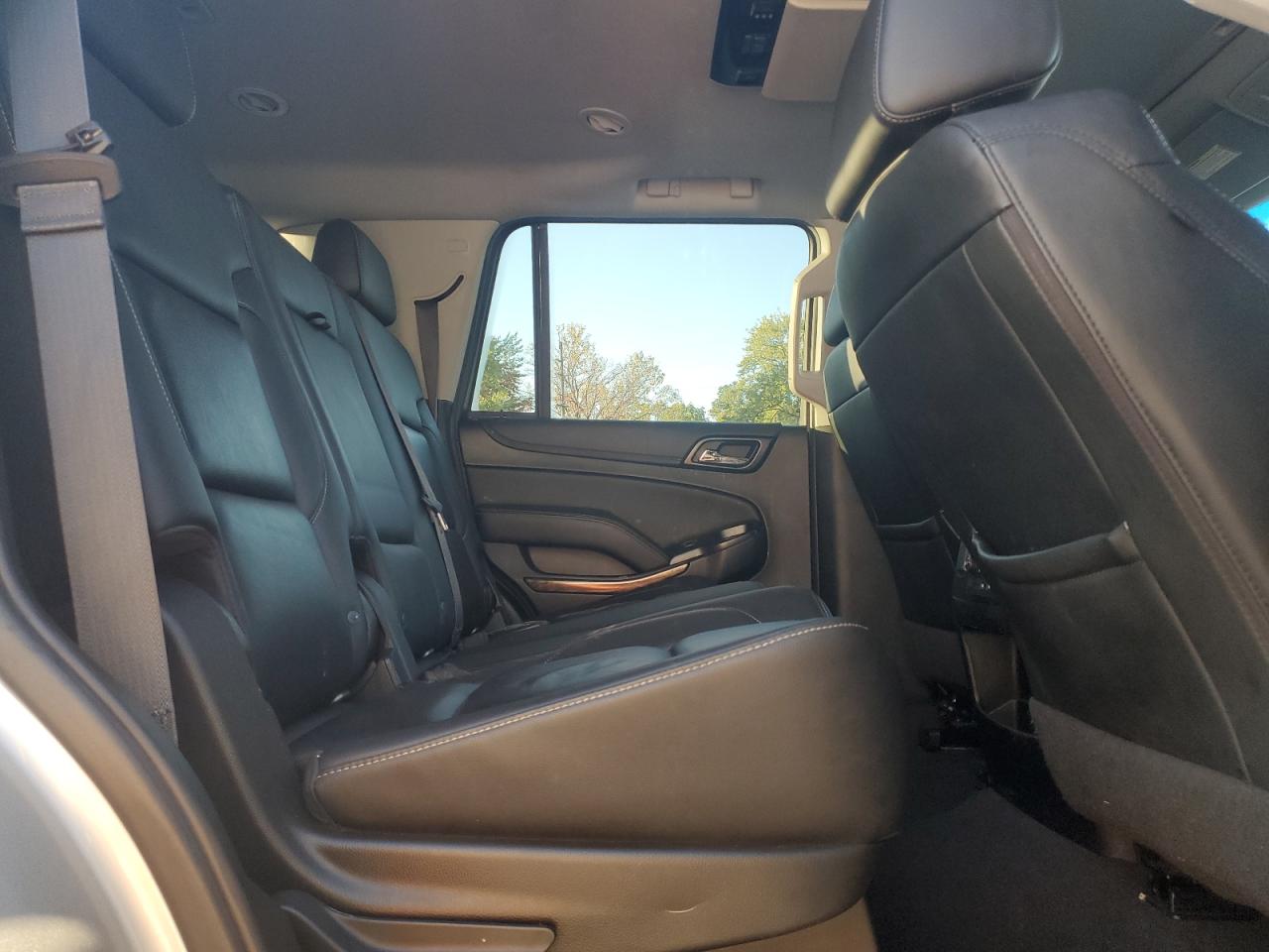 2019 Chevrolet Tahoe K1500 Lt VIN: 1GNSKBKC4KR310275 Lot: 82249705