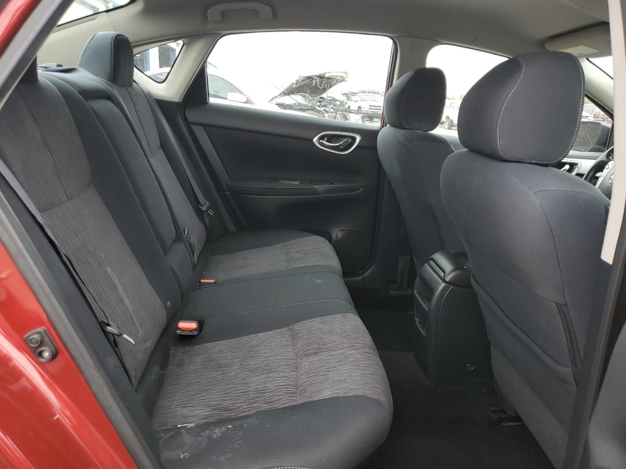 2015 Nissan Sentra S VIN: 3N1AB7AP5FL670323 Lot: 82348415