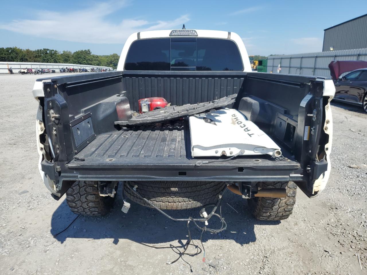 2018 Toyota Tacoma Double Cab VIN: 5TFDZ5BN9JX029406 Lot: 81978645