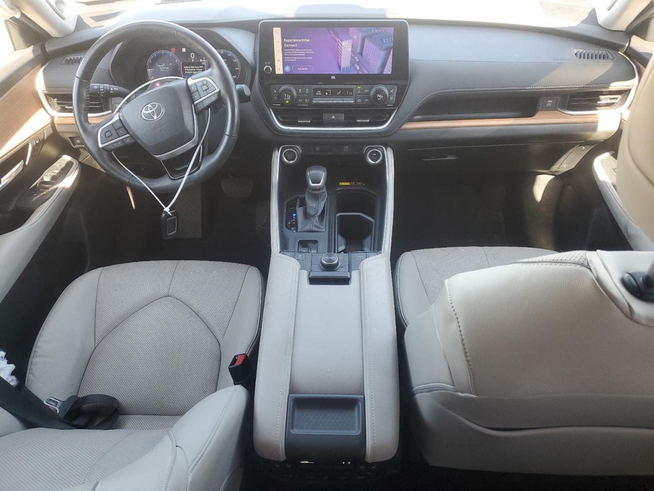 2024 Toyota Grand Highlander Xle VIN: 5TDAAAB50RS001675 Lot: 86150845