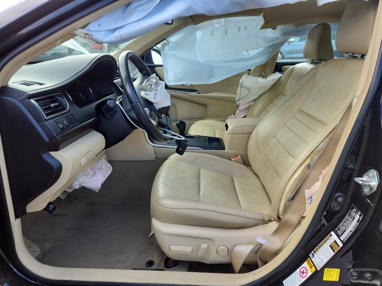 2016 Toyota Camry Le VIN: 4T1BF1FKXGU513695 Lot: 82375215