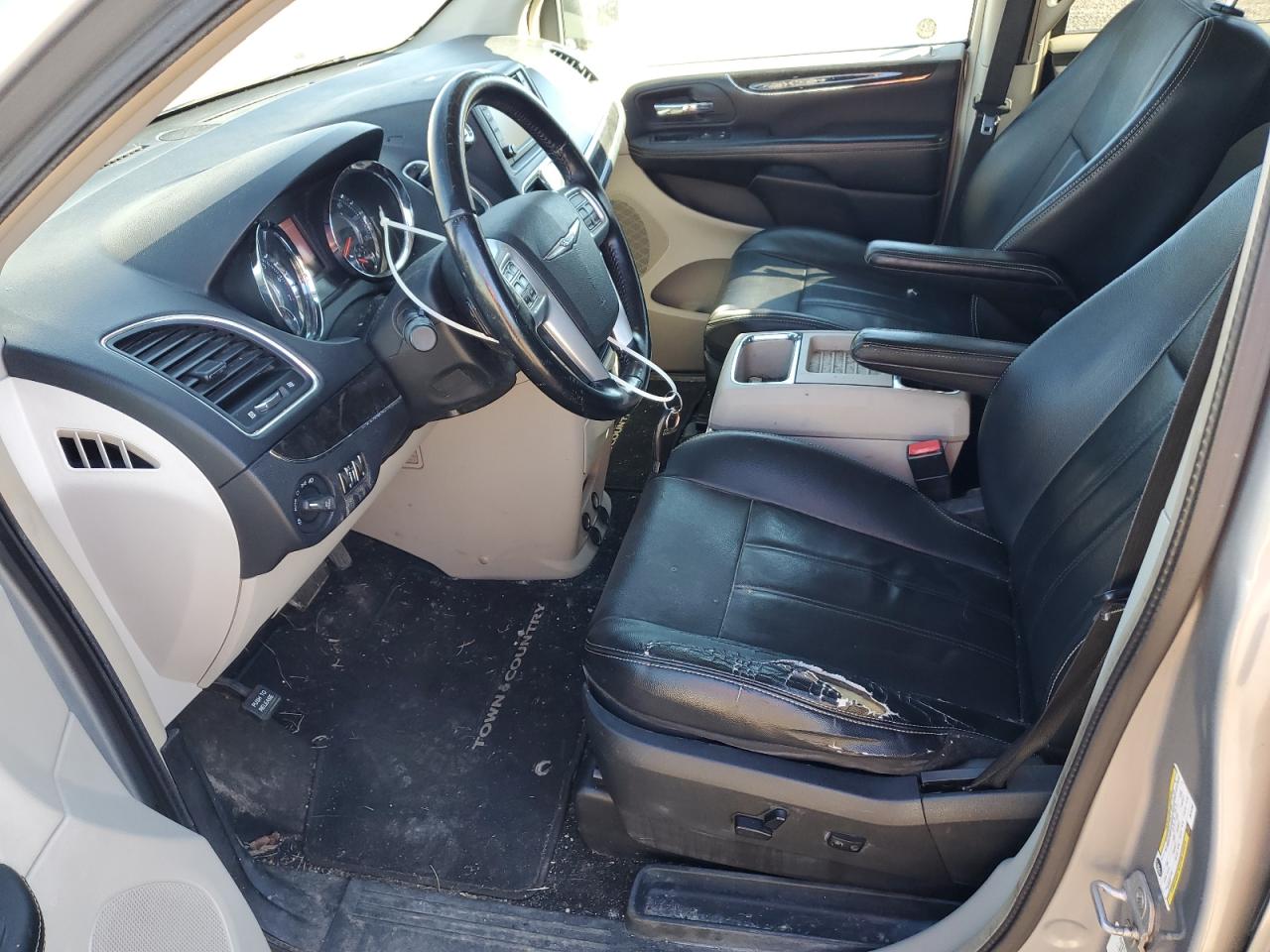 2013 Chrysler Town & Country Touring VIN: 2C4RC1BG7DR741952 Lot: 82382385