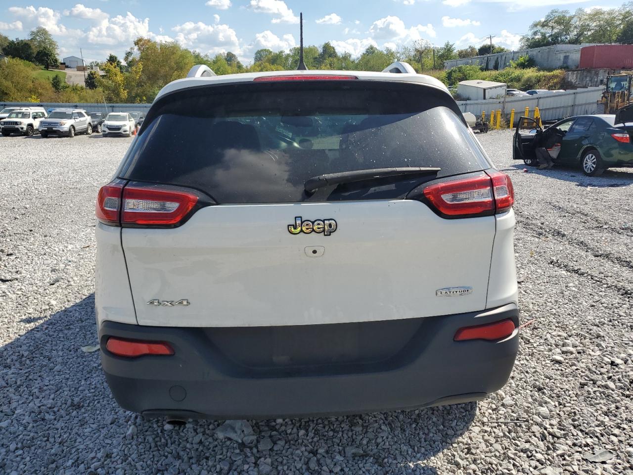 2016 Jeep Cherokee Latitude VIN: 1C4PJMCB8GW309884 Lot: 81959225