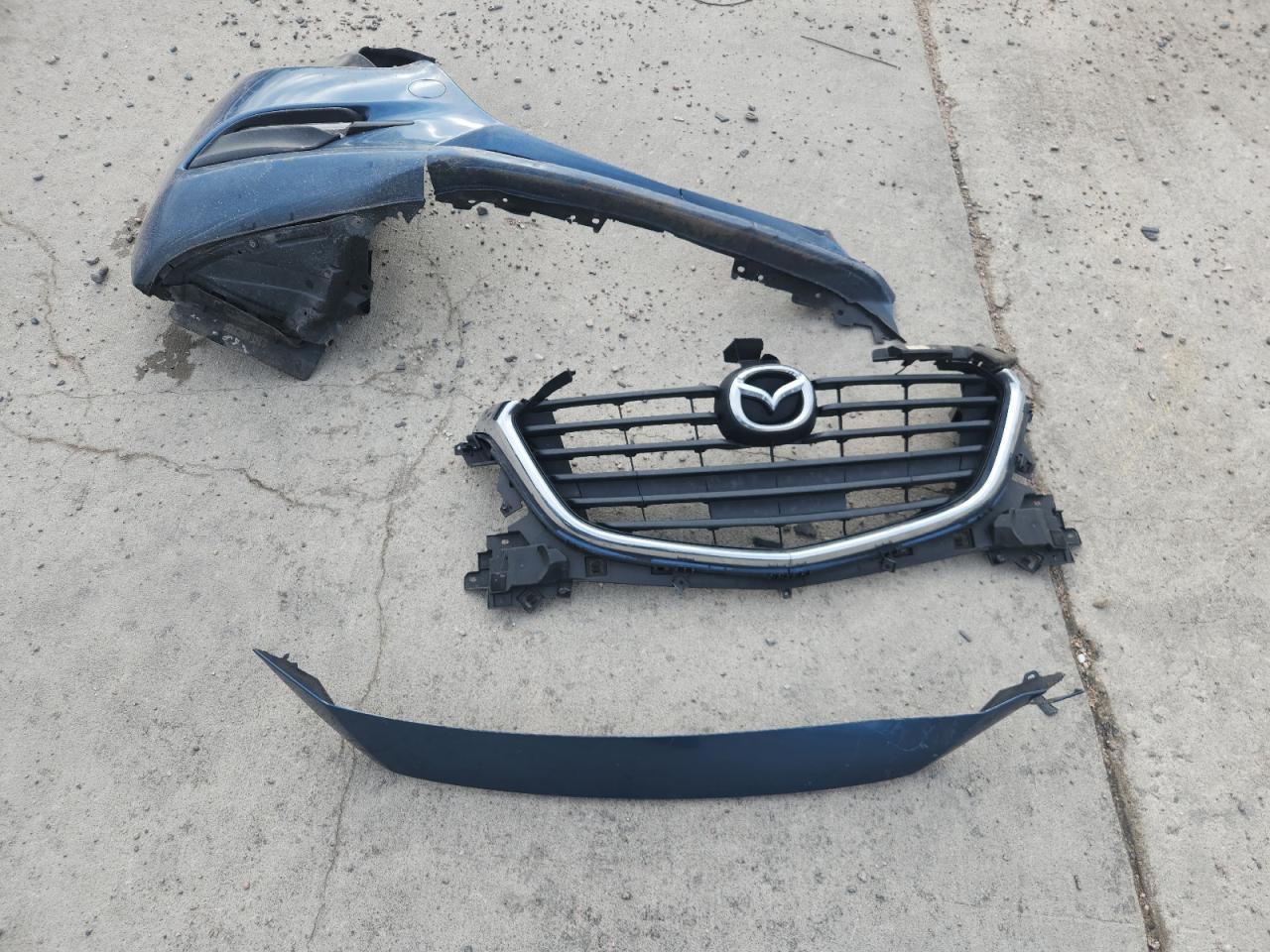 2017 Mazda 3 Sport VIN: JM1BN1U70H1100550 Lot: 85141205