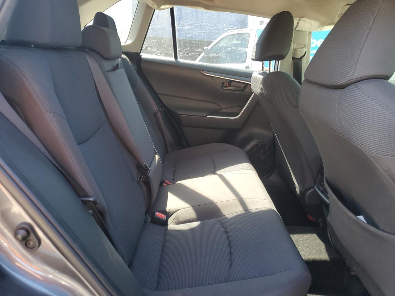 2022 Toyota Rav4 Le VIN: JTMLWRFV2ND151585 Lot: 84767755
