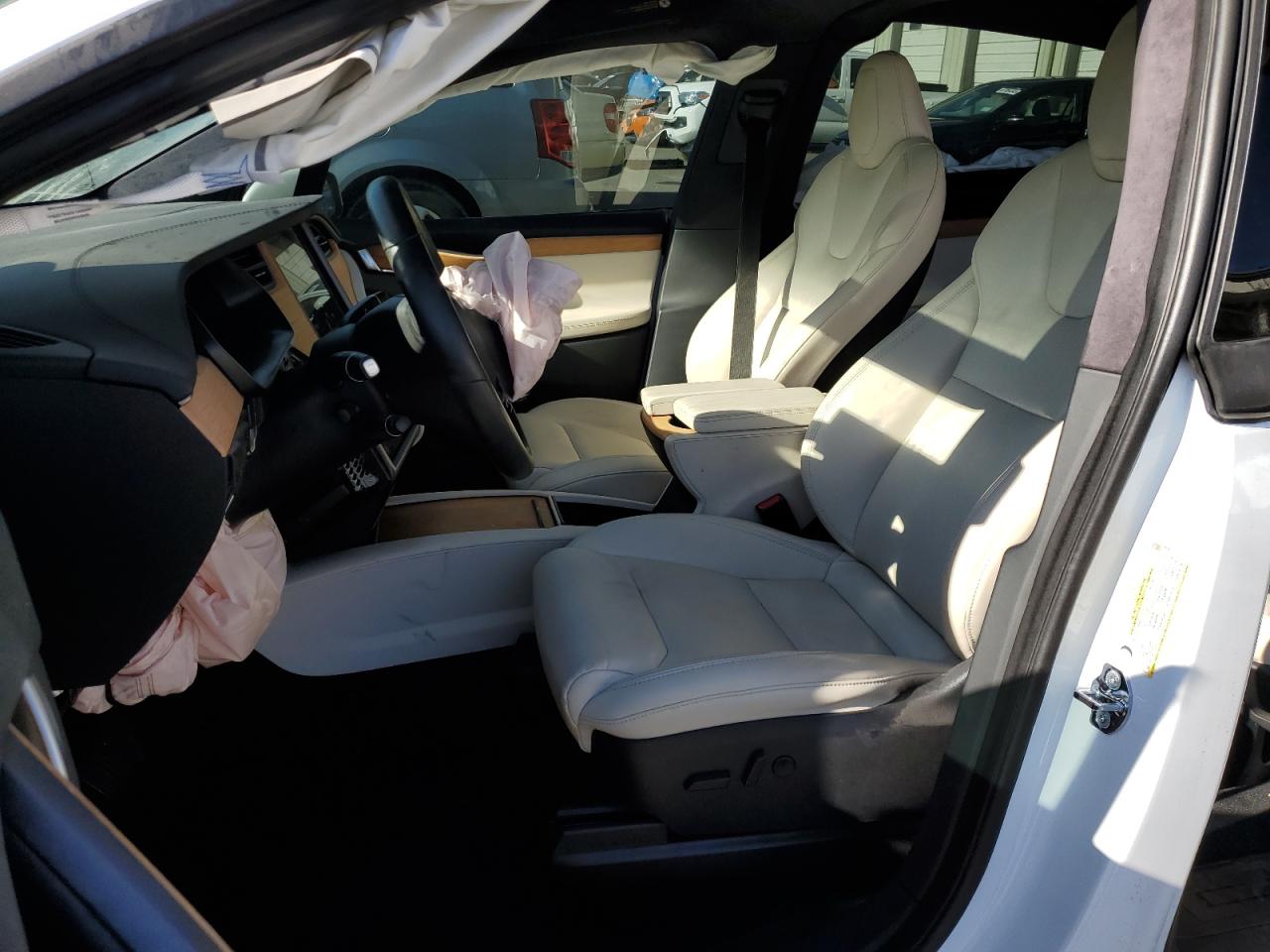 2020 Tesla Model X VIN: 5YJXCAE2XLF228938 Lot: 82576125