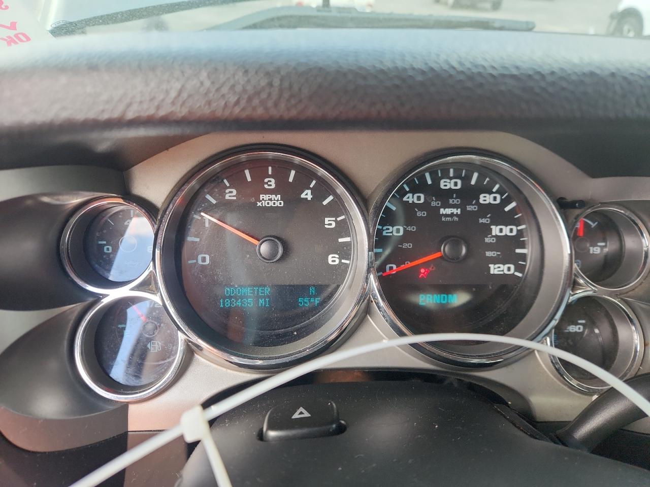 2011 Chevrolet Silverado C1500 Lt VIN: 1GCRCSE00BZ180758 Lot: 82004455