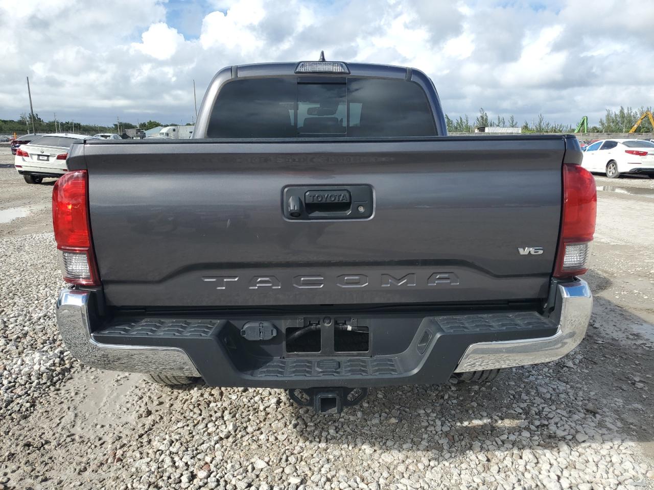 2019 Toyota Tacoma Double Cab VIN: 5TFCZ5AN2KX207610 Lot: 82318895