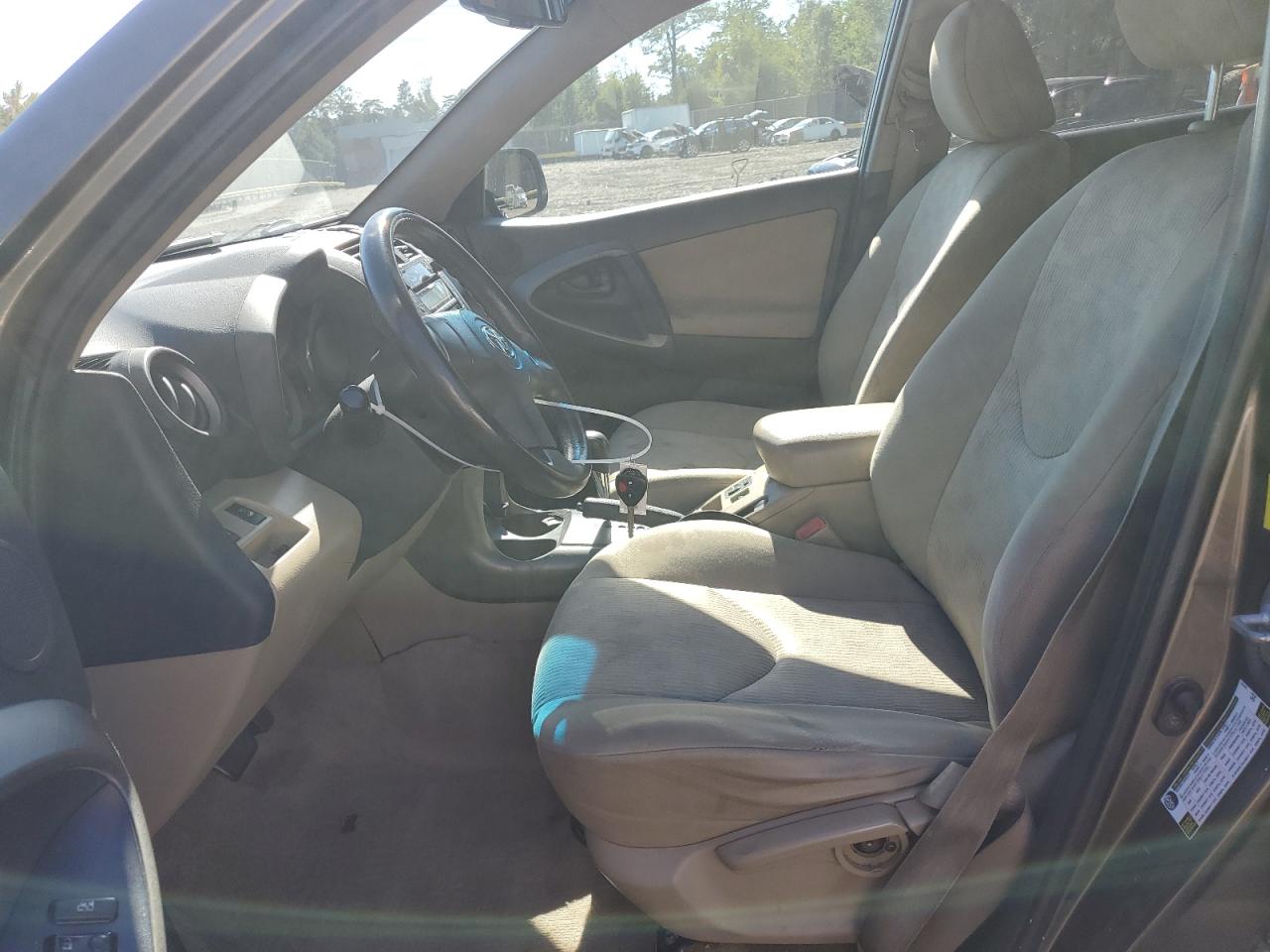 2011 Toyota Rav4 VIN: 2T3KF4DV4BW073066 Lot: 84551825