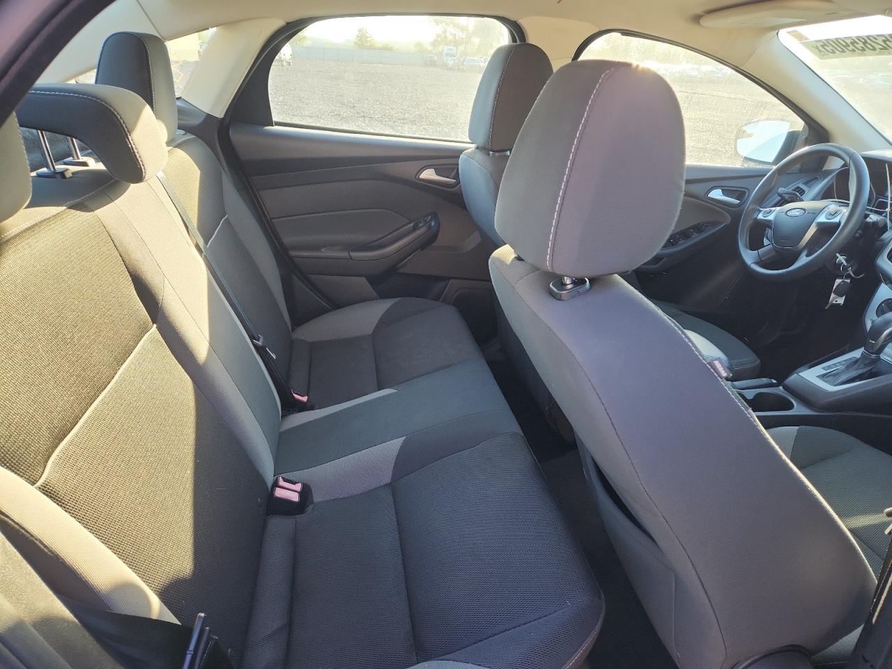 2014 Ford Focus Se VIN: 1FADP3F23EL239173 Lot: 85285905