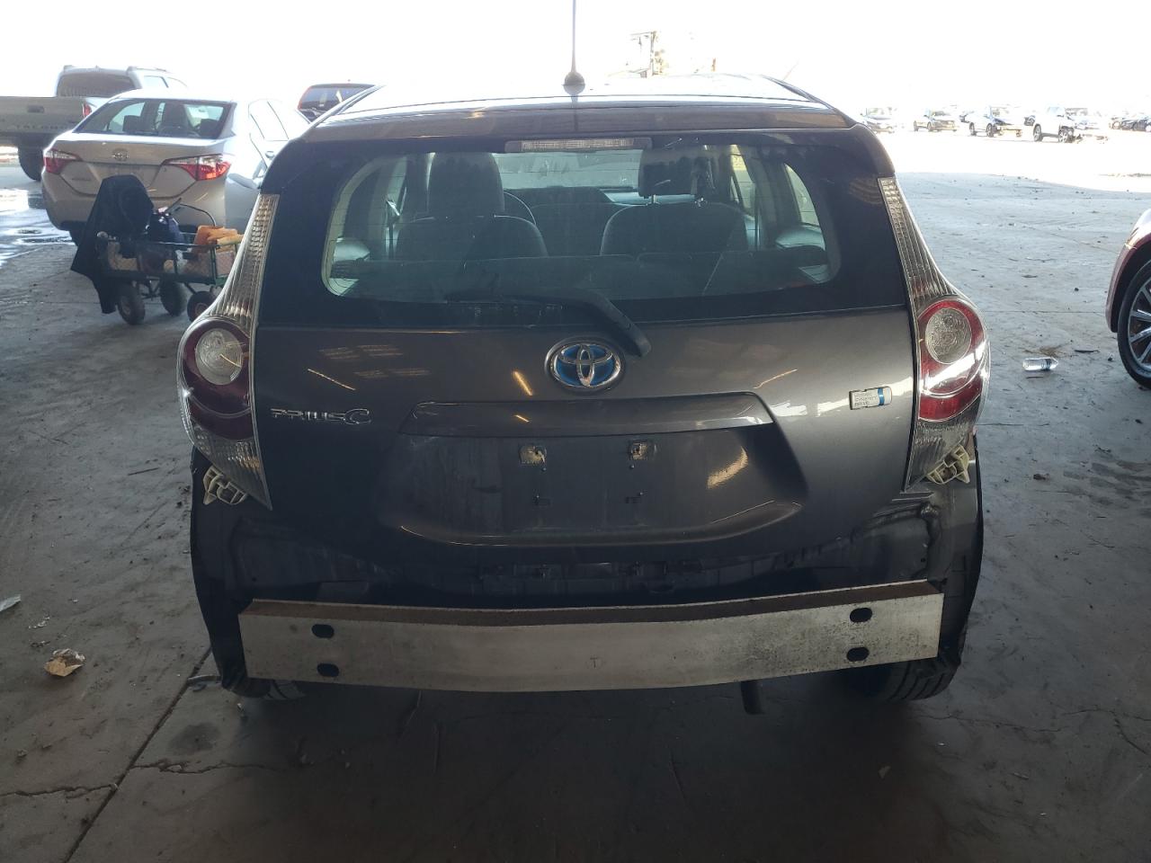 2013 Toyota Prius C VIN: JTDKDTB34D1553935 Lot: 82657405