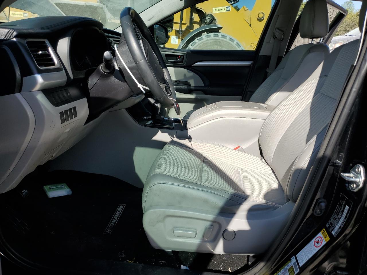 2016 Toyota Highlander Le VIN: 5TDZKRFH7GS157549 Lot: 84483065