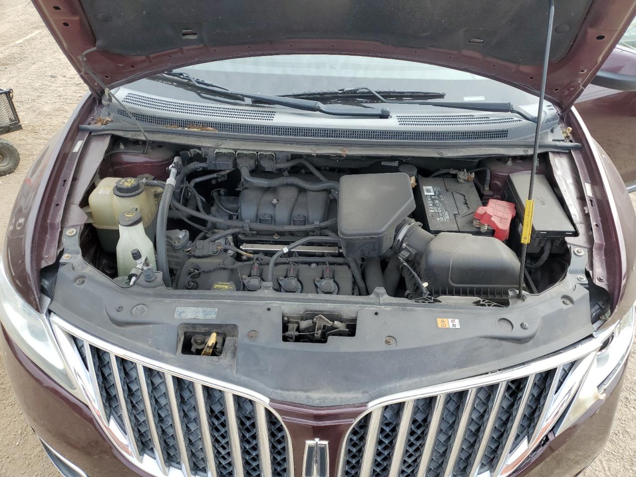 2011 Lincoln Mkx VIN: 2LMDJ8JK4BBJ22312 Lot: 87237985