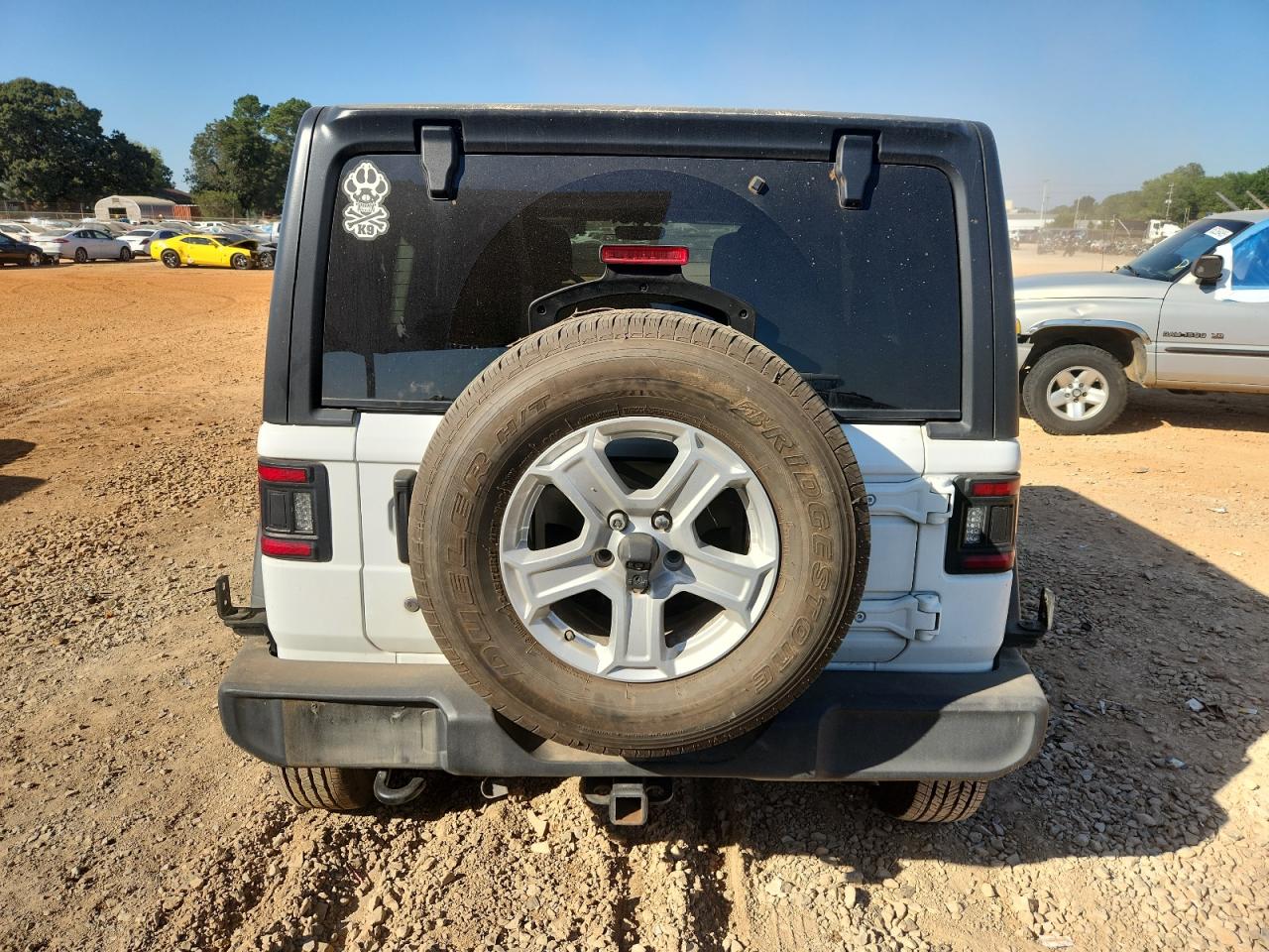 2020 Jeep Wrangler Unlimited Sport VIN: 1C4HJXDG6LW260548 Lot: 84940585