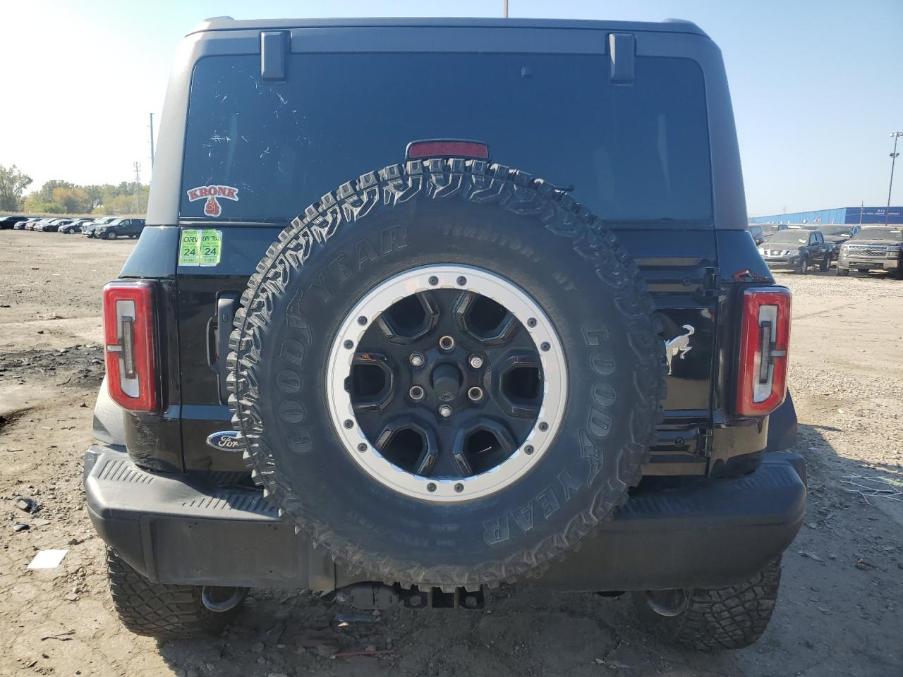 2023 Ford Bronco Base VIN: 1FMEE5DP4PLB60138 Lot: 86244445