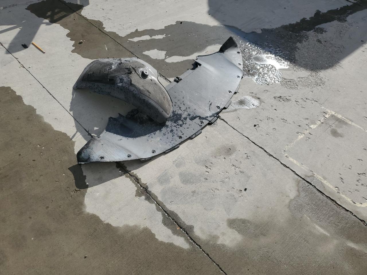 2018 Tesla Model 3 VIN: 5YJ3E1EB1JF067806 Lot: 89814935