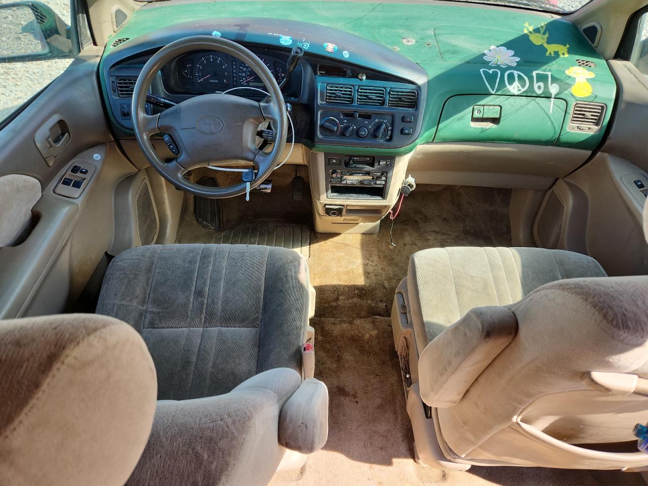 1999 Toyota Sienna Le VIN: 4T3ZF13C8XU116313 Lot: 85883365