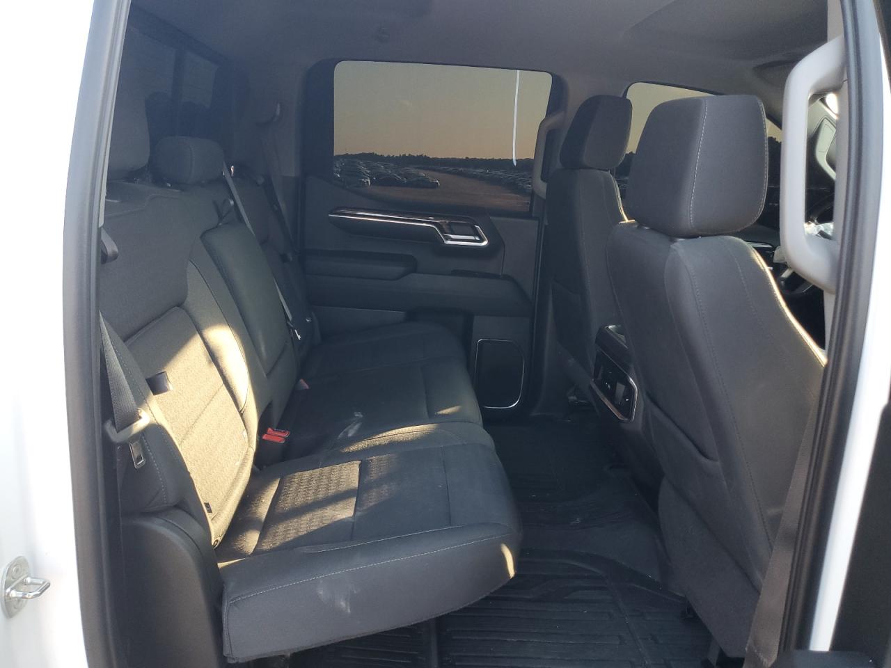 2022 GMC Sierra K1500 Elevation VIN: 1GTUUCED6NZ543343 Lot: 90526525